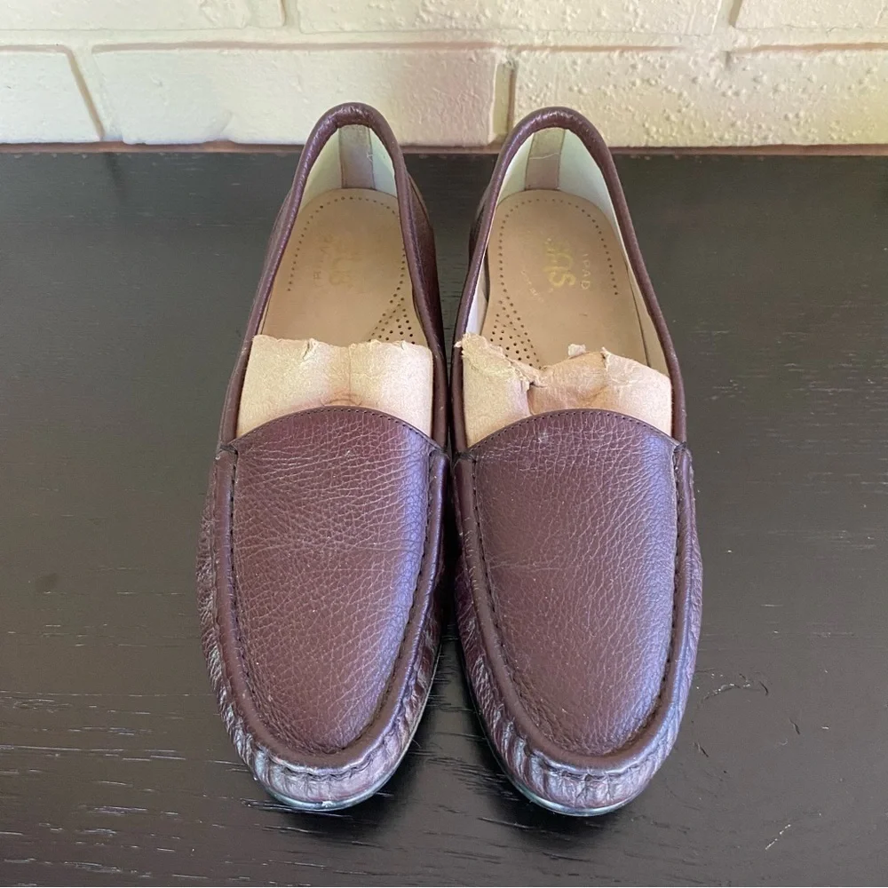 SAS Simplify Slip On Loafers Womens 10 M Antique Wine Leather Tripad Shoes USA
